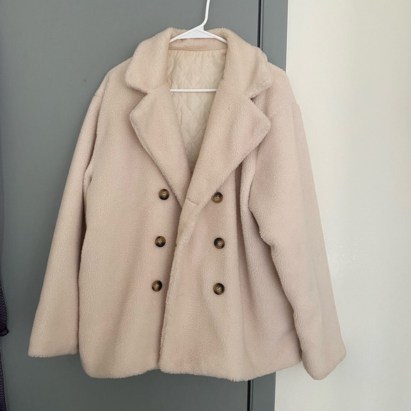 Fuzzy Coat - Picture 4 of 5